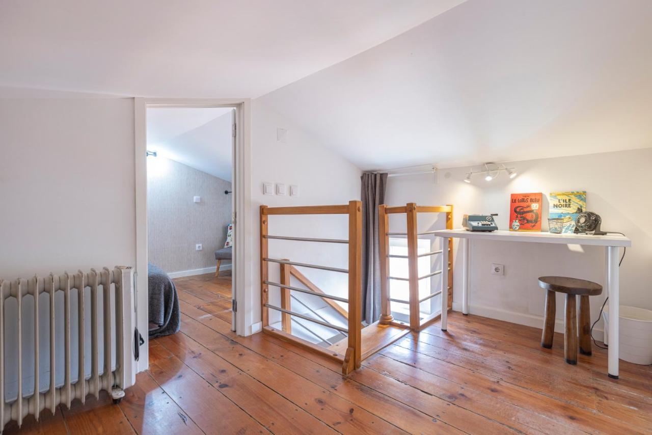 Alfama 2Bdr Duplex Apartment W/ Balcony By Lovelystay 리스본 외부 사진